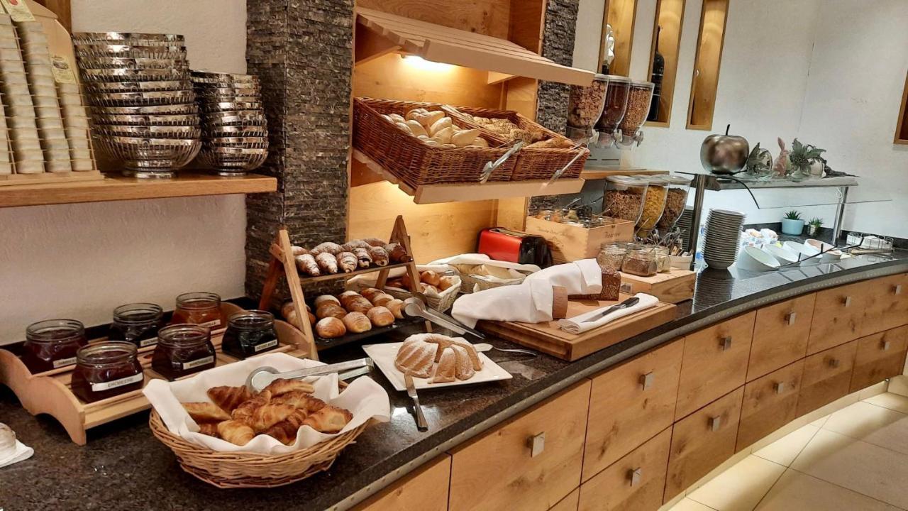 ... Mein Romantisches Hotel Toalstock Фис Екстериор снимка