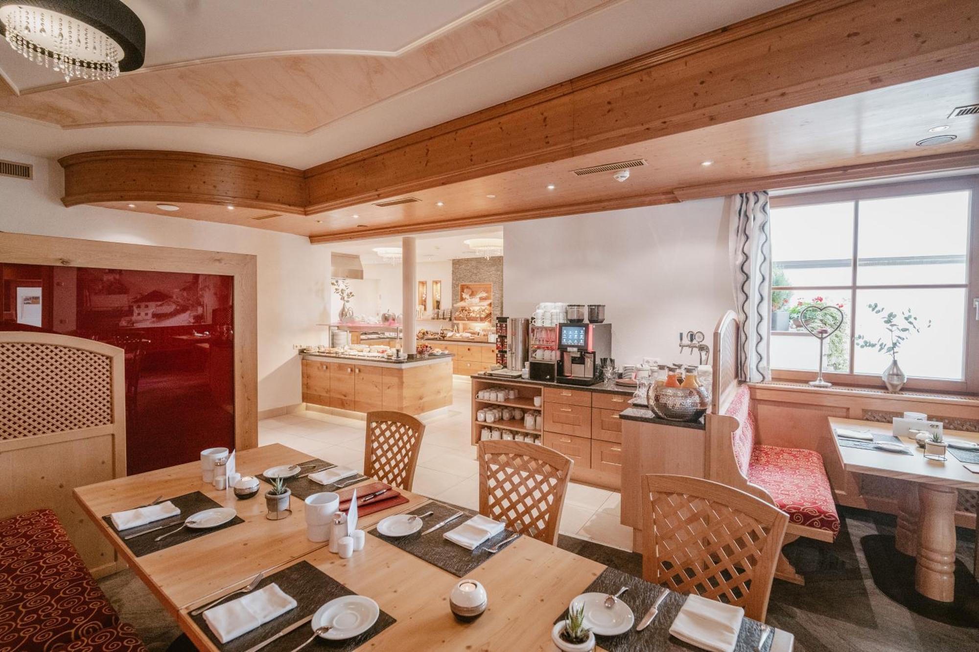 ... Mein Romantisches Hotel Toalstock Фис Екстериор снимка
