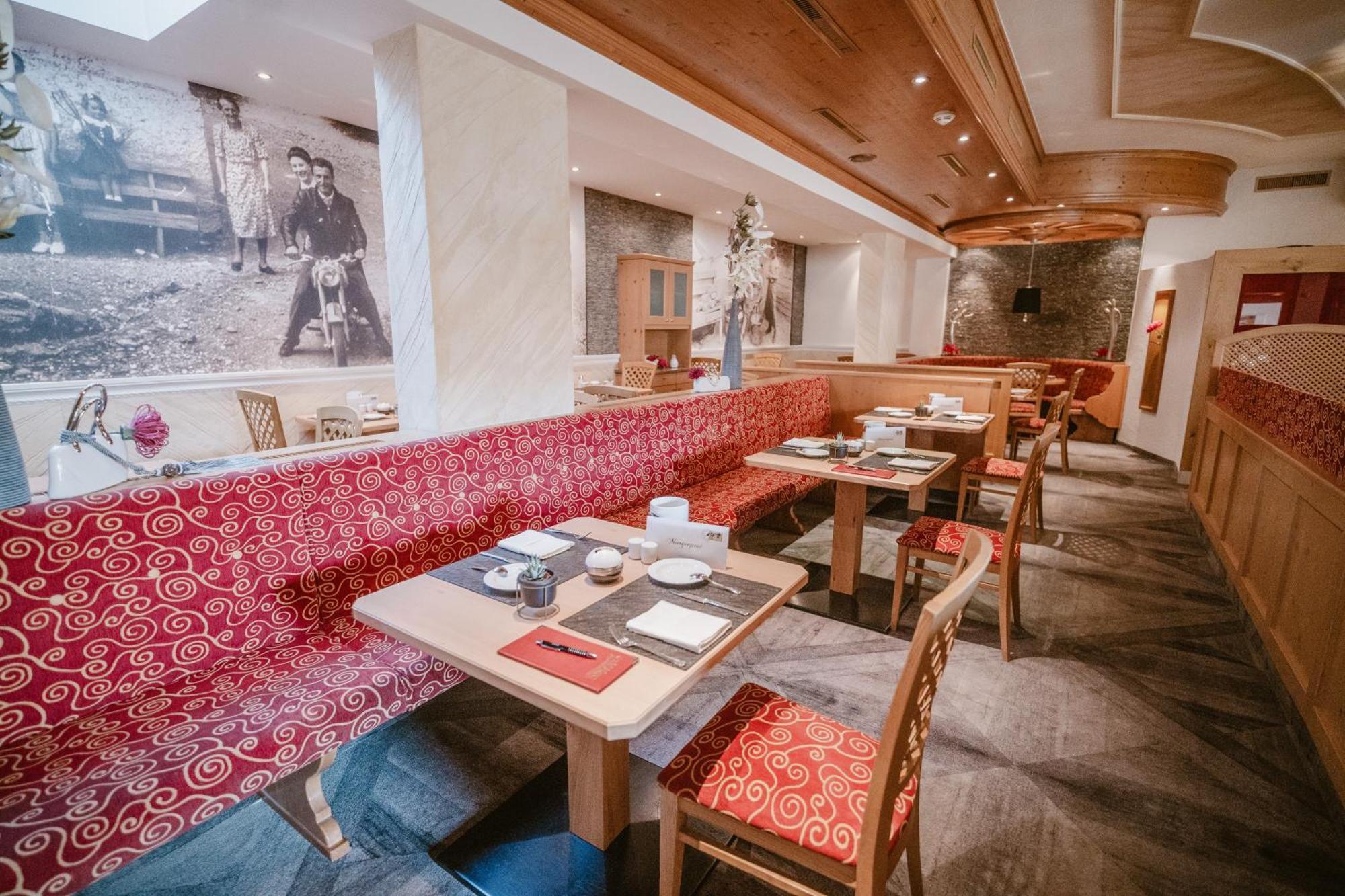 ... Mein Romantisches Hotel Toalstock Фис Екстериор снимка