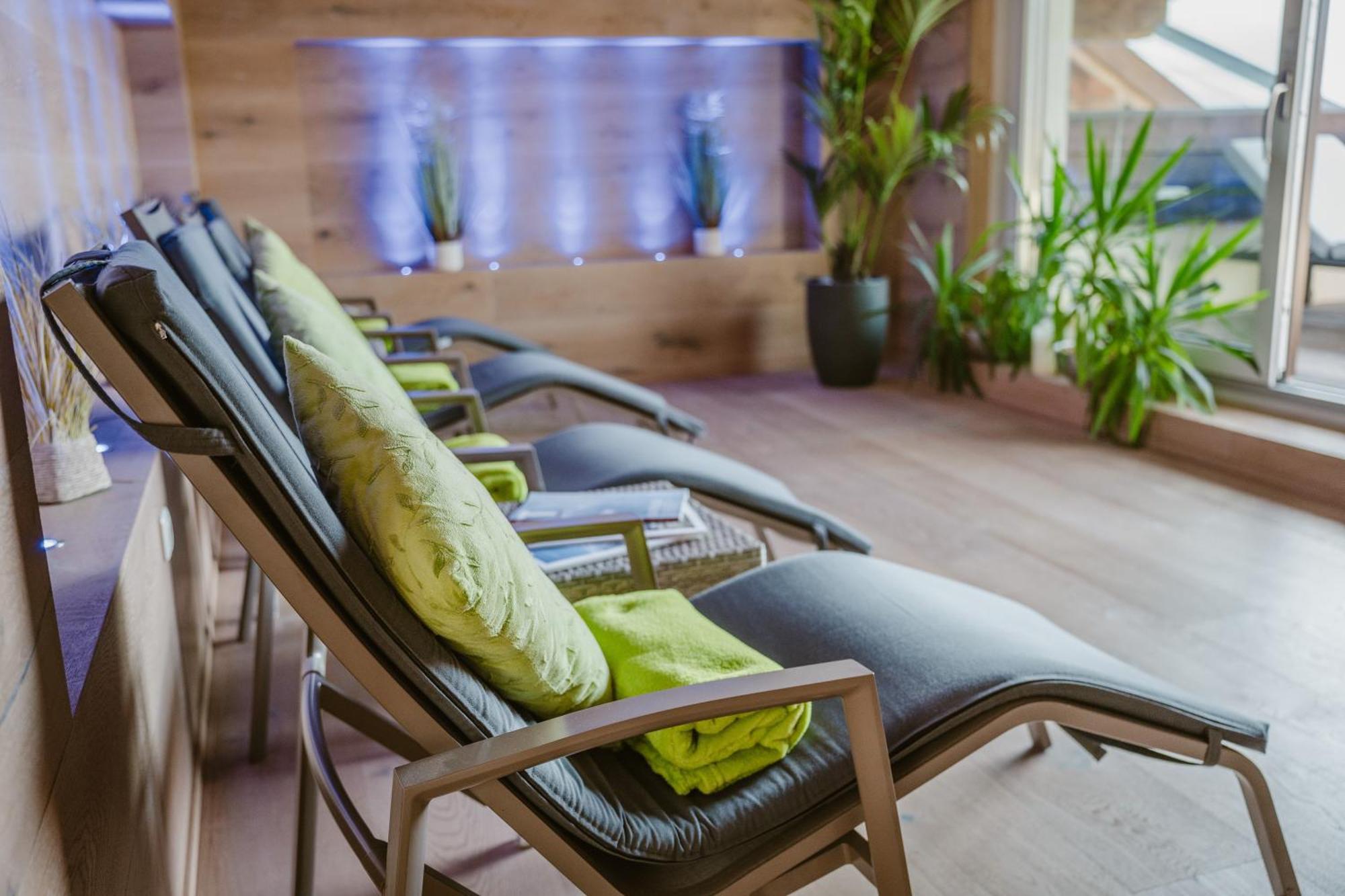 ... Mein Romantisches Hotel Toalstock Фис Екстериор снимка
